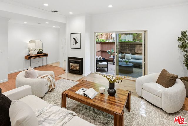 11260 Overland Avenue 25G, Culver City, CA 90230