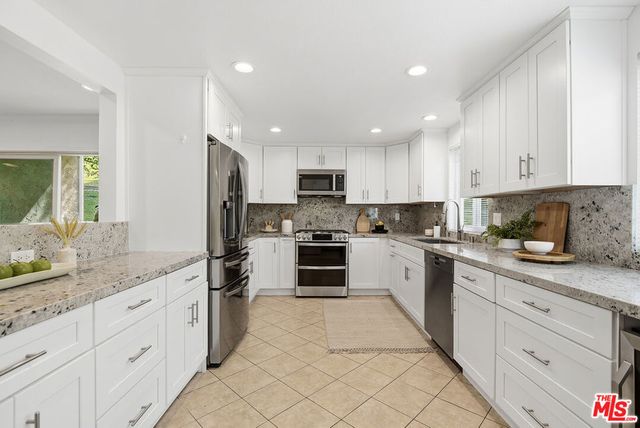 11260 Overland Avenue 25G, Culver City, CA 90230