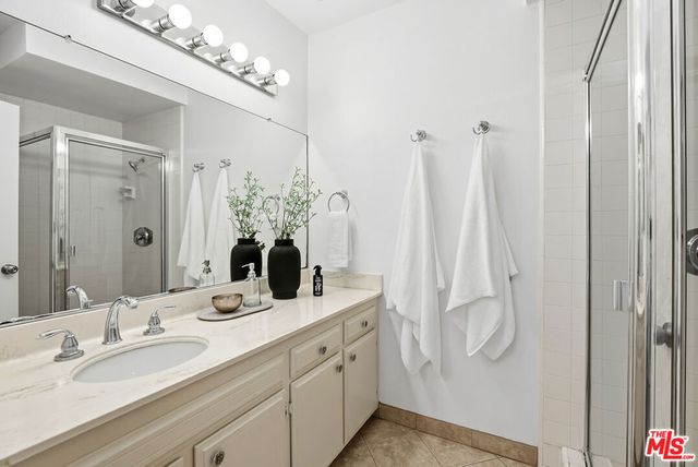 11260 Overland Avenue 25G, Culver City, CA 90230