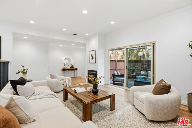 11260 Overland Avenue 25G, Culver City, CA 90230