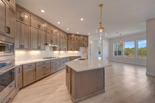 104 Rees Landing RD, Spicewood, TX 78669
