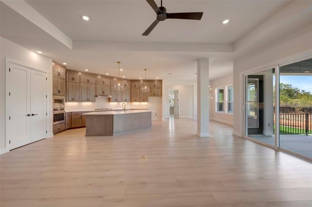 104 Rees Landing RD, Spicewood, TX 78669