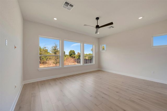104 Rees Landing RD, Spicewood, TX 78669