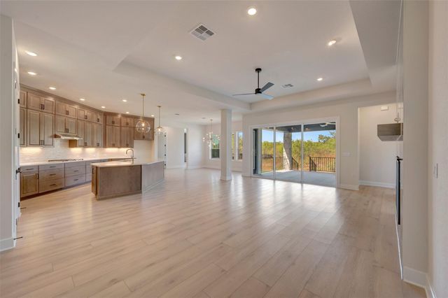 104 Rees Landing RD, Spicewood, TX 78669