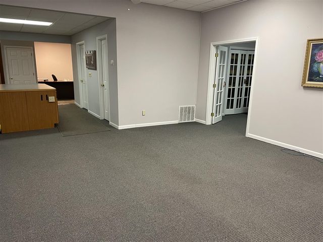 163 S Main Street, Leslie, MI 49251