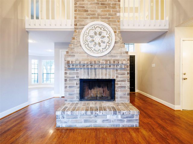 16307 Mulberry Run Court, Sugar Land, TX 77498