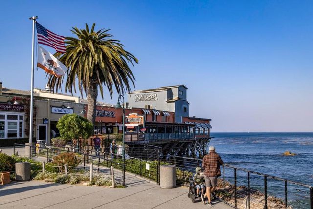 575 Foam Street D, Monterey, CA 93940