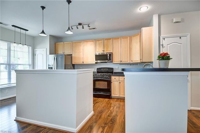 4016 Holston CT, Suffolk, VA 23435