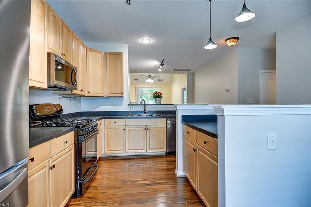 4016 Holston CT, Suffolk, VA 23435