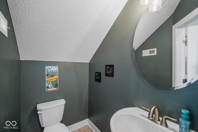 995 Astor Lane, Carmel, IN 46032