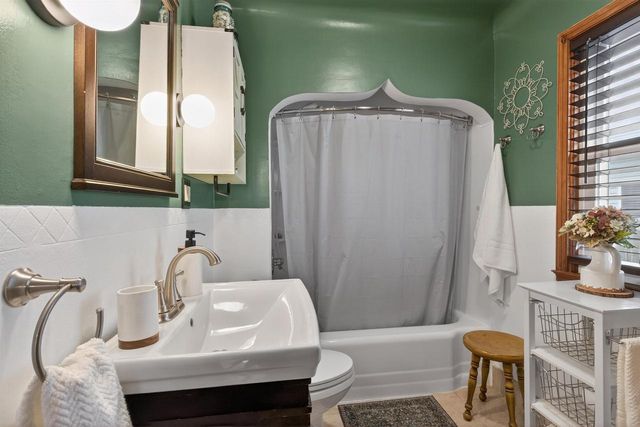 420 10TH STREET SOUTH, Wisconsin Rapids, WI 54494