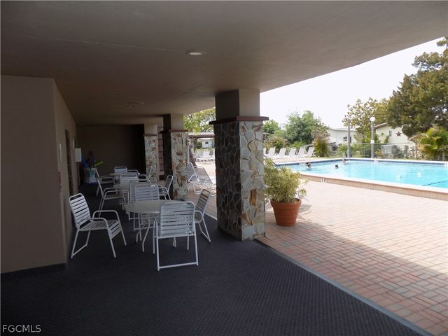 5708 Holiday Park BLVD, North Port, FL 34287