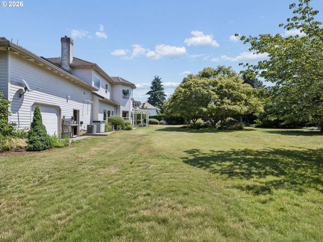 14007 Se EKLUND Ave, Boring, OR 97009