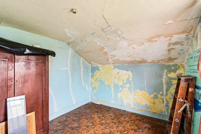 3011 Riverview Drive, Kalamazoo Twp, MI 49004