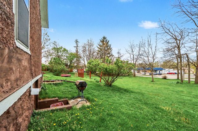 3011 Riverview Drive, Kalamazoo Twp, MI 49004