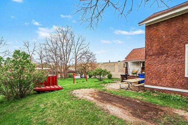 3011 Riverview Drive, Kalamazoo Twp, MI 49004