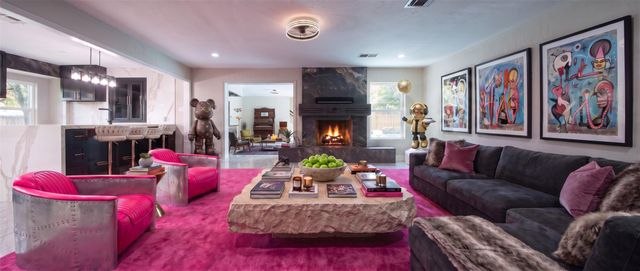 2302 Brooktree Drive, Houston, TX 77008