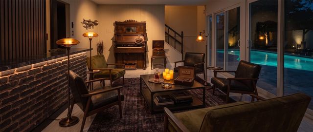 2302 Brooktree Drive, Houston, TX 77008