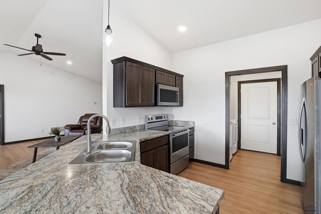 3053 HOEFER AVE, Rapid City, SD 57701
