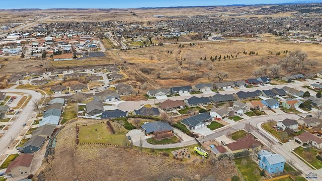 3053 HOEFER AVE, Rapid City, SD 57701