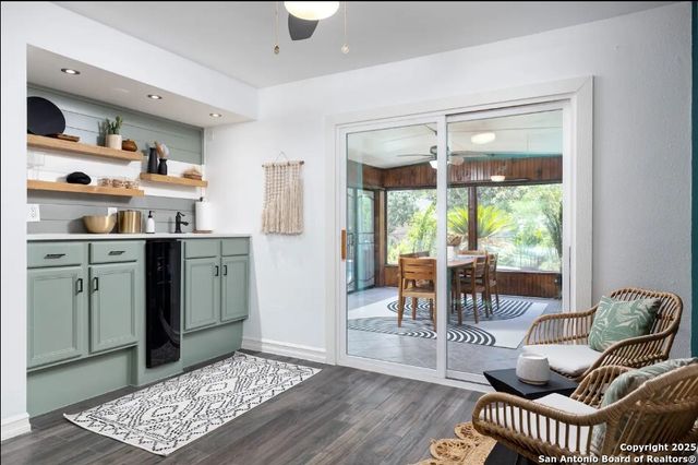 9830 Salisbury Dr, San Antonio, TX 78217