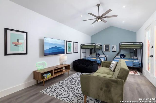 9830 Salisbury Dr, San Antonio, TX 78217