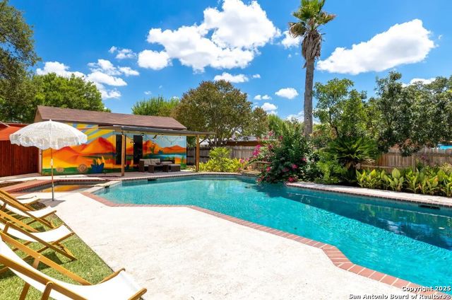 9830 Salisbury Dr, San Antonio, TX 78217