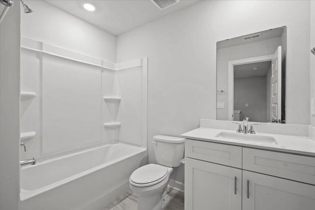 429 Blissful Court, Taylors, SC 29687