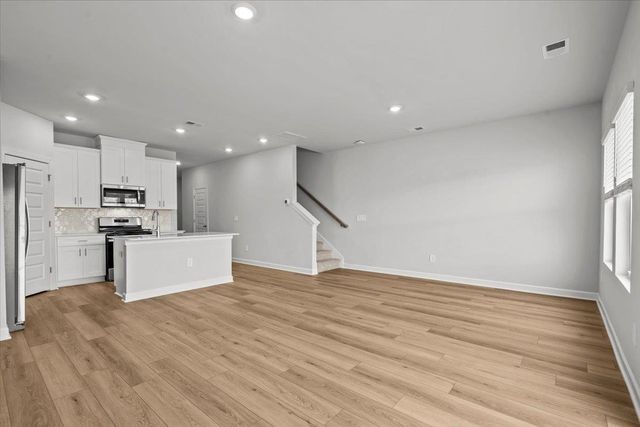 429 Blissful Court, Taylors, SC 29687