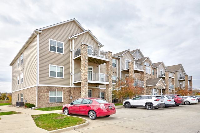 8350 Ep True Parkway 1206, West Des Moines, IA 50266