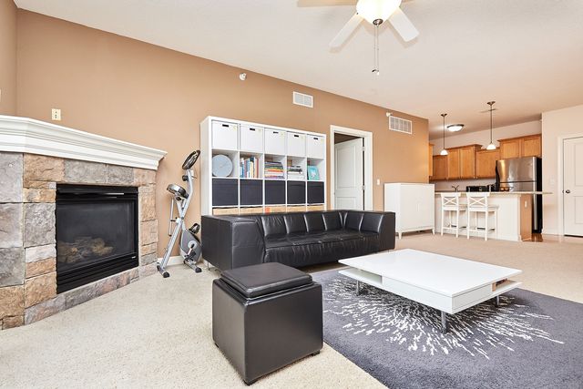 8350 Ep True Parkway 1206, West Des Moines, IA 50266