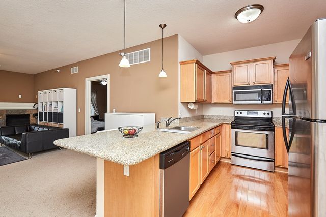 8350 Ep True Parkway 1206, West Des Moines, IA 50266