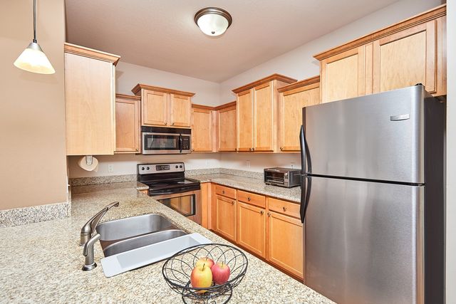 8350 Ep True Parkway 1206, West Des Moines, IA 50266