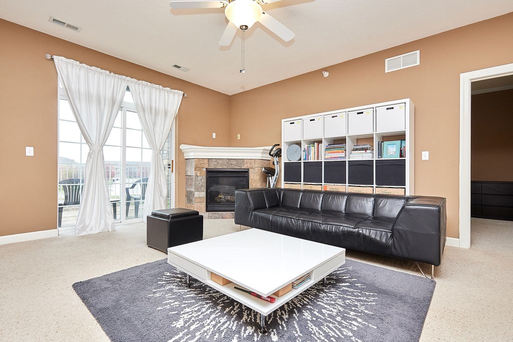 8350 Ep True Parkway 1206, West Des Moines, IA 50266