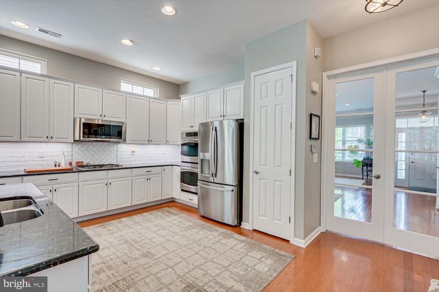 64 ARISTOTLE WAY, East Windsor, NJ 08512