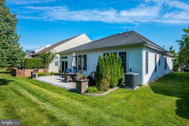 64 ARISTOTLE WAY, East Windsor, NJ 08512