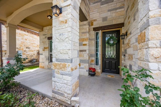 608 Cascada LN, Round Rock, TX 78681