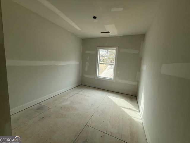 2646 Waters Edge Drive, Gainesville, GA 30504