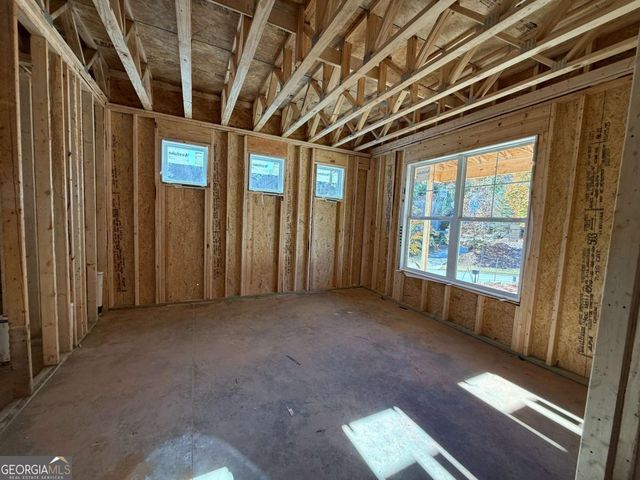 2646 Waters Edge Drive, Gainesville, GA 30504