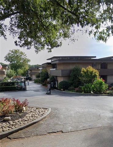 346 Carpenter Drive 12, Sandy Springs, GA 30328