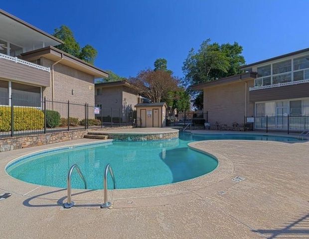 346 Carpenter Drive 12, Sandy Springs, GA 30328