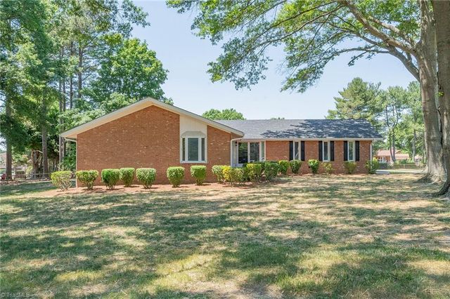 4600 Yuma Court, Winston-salem, NC 27107