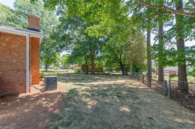 4600 Yuma Court, Winston-salem, NC 27107