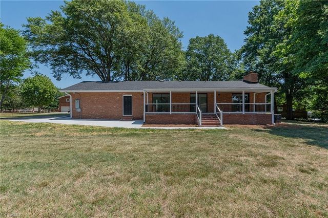 4600 Yuma Court, Winston-salem, NC 27107