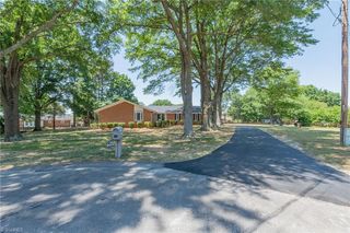 4600 Yuma Court, Winston-salem, NC 27107