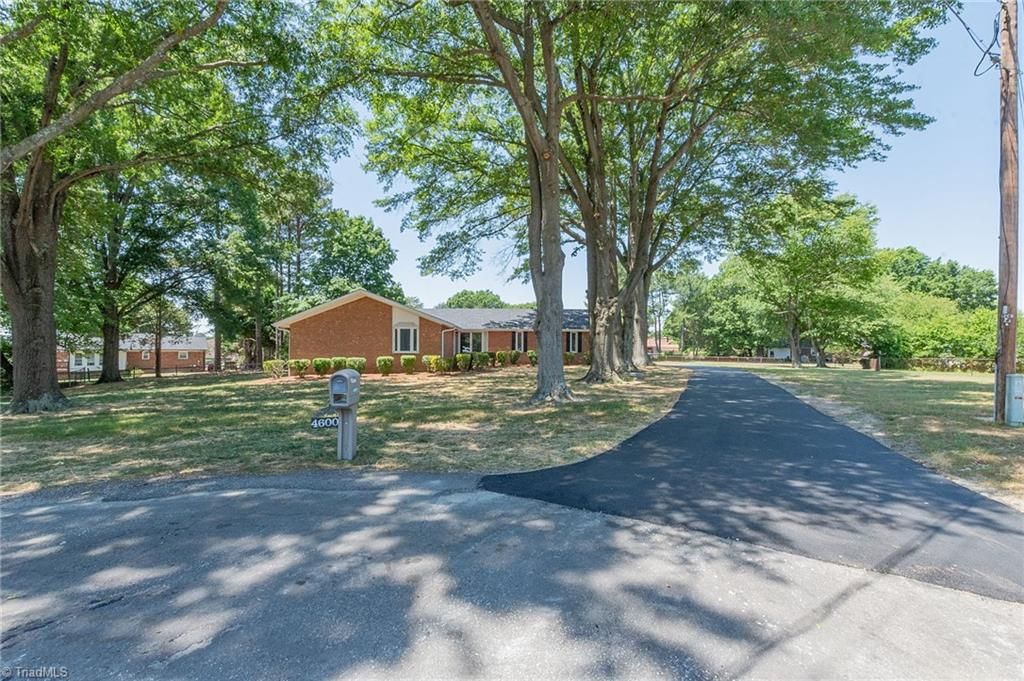 4600 Yuma Court, Winston-salem, NC 27107