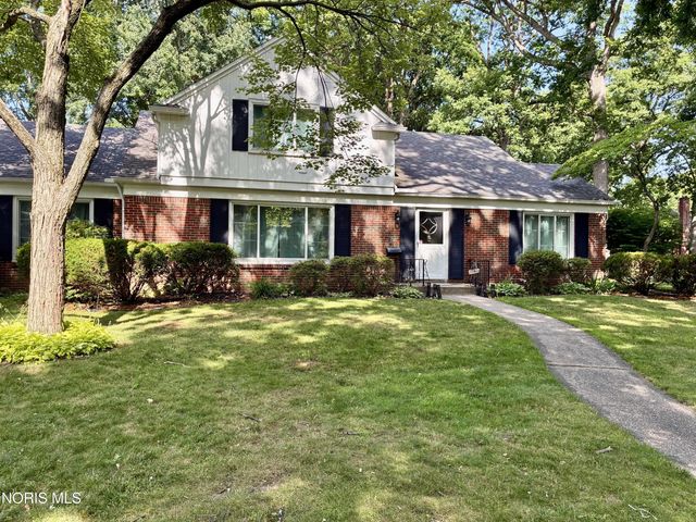 2521 Middlesex Drive, Toledo, OH 43606