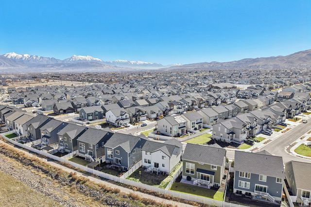 6676 W IPSWITCH WAY, Herriman, UT 84096