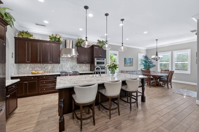 1462 N Twinberry Avenue, Clovis, CA 93619