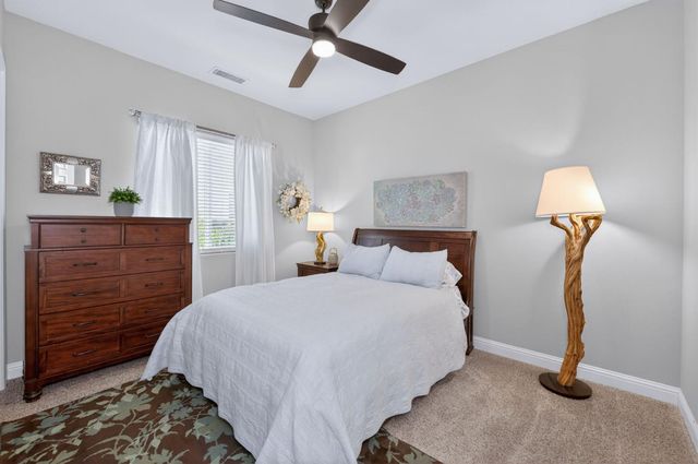 1462 N Twinberry Avenue, Clovis, CA 93619